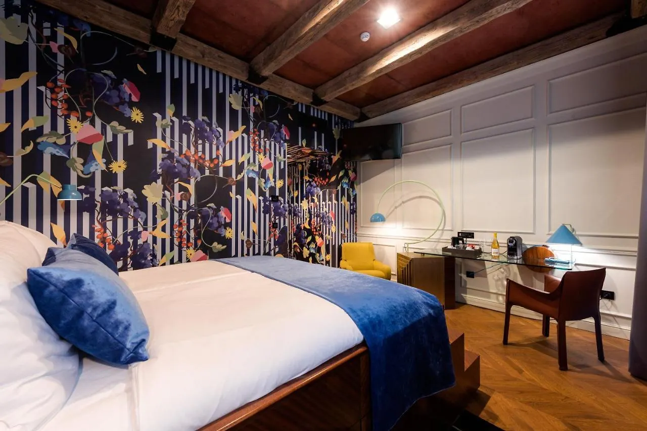 Winery & Design Hotel Roxanich Motovun 4*,