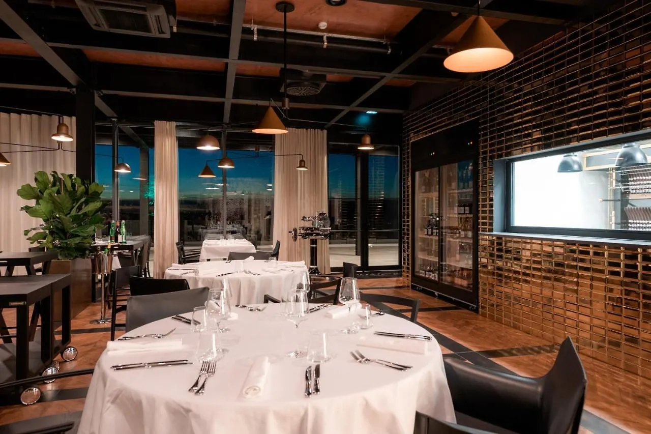 Winery & Design Hotel Roxanich Motovun