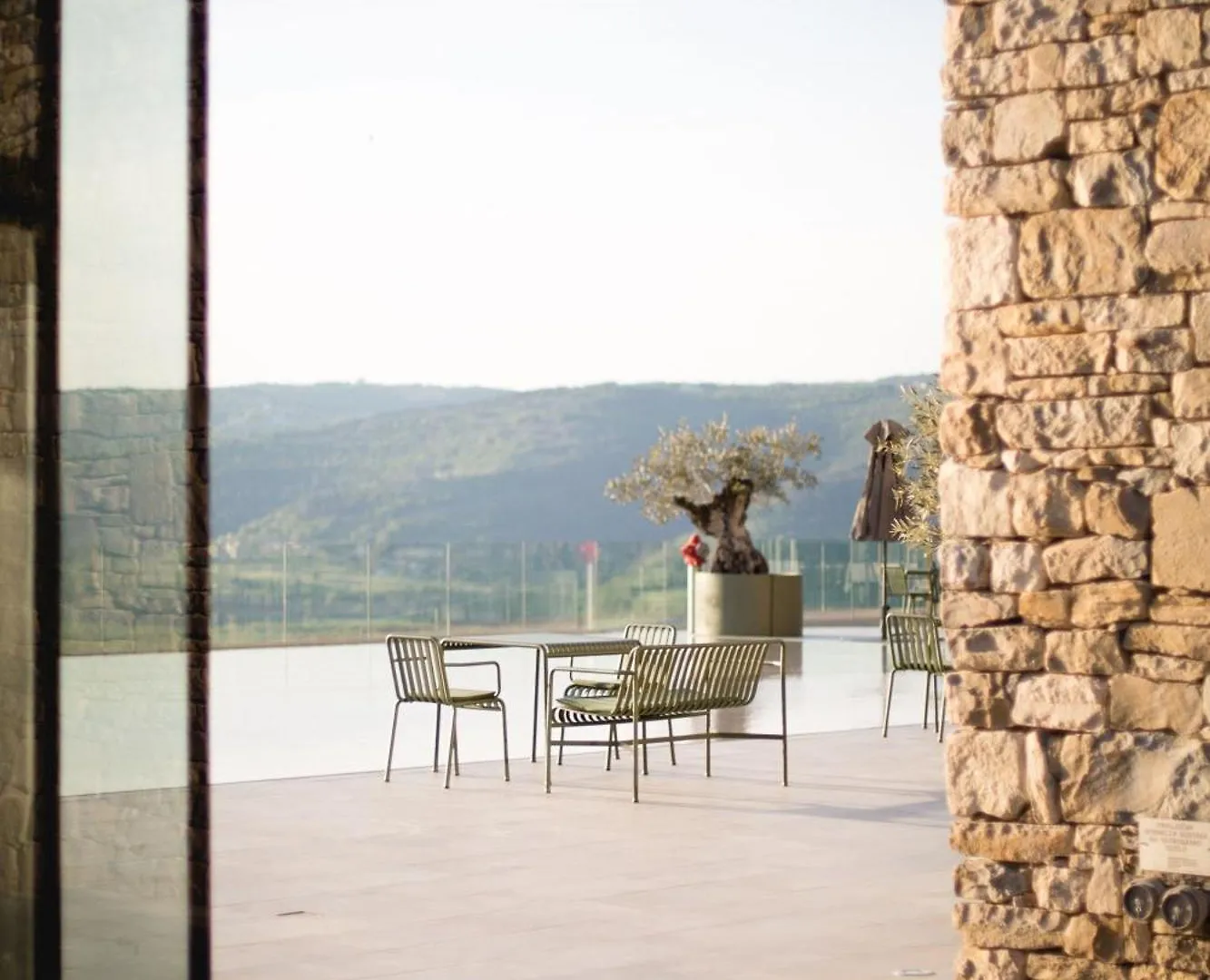 Winery & Design Hotel Roxanich Motovun