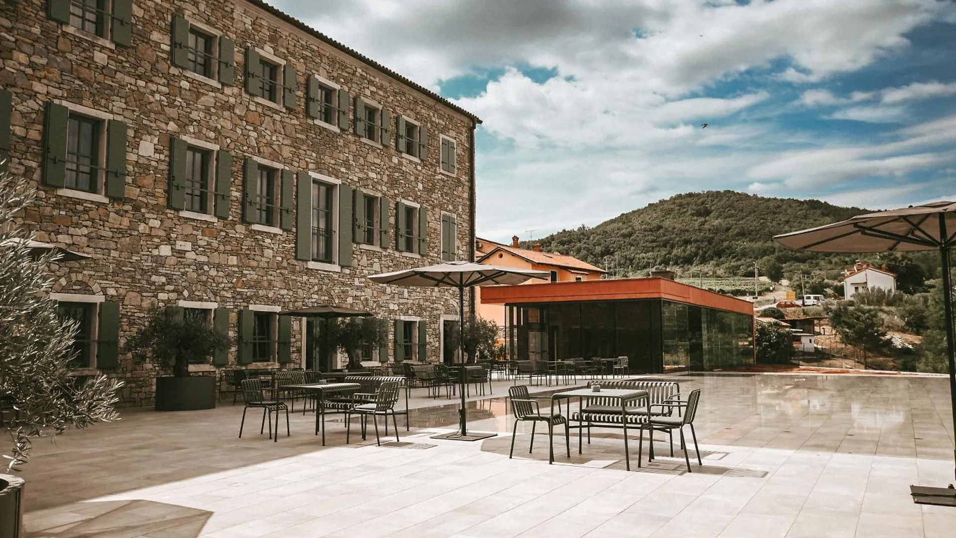 Winery & Design Hotel Roxanich Motovun