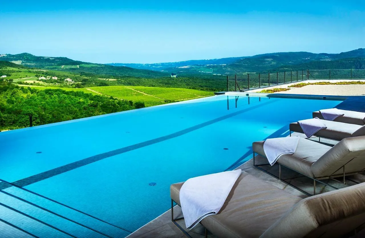 Winery & Design Hotel Roxanich Motovun 4*,  Croatia